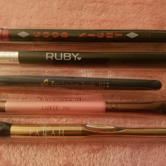 16x Makeup brush lot Moda Luxie Ruby Crown IBY - Picture 3 of 6